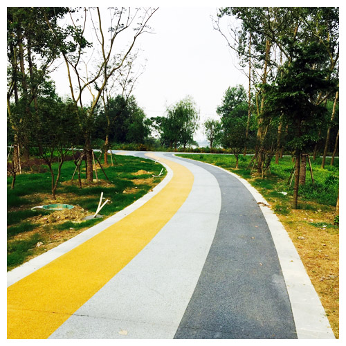 和平广陵公园彩色透水地坪